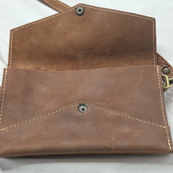Portland Leather Goods Brown Crossbody Envelope Purse - Picture 9 of 13